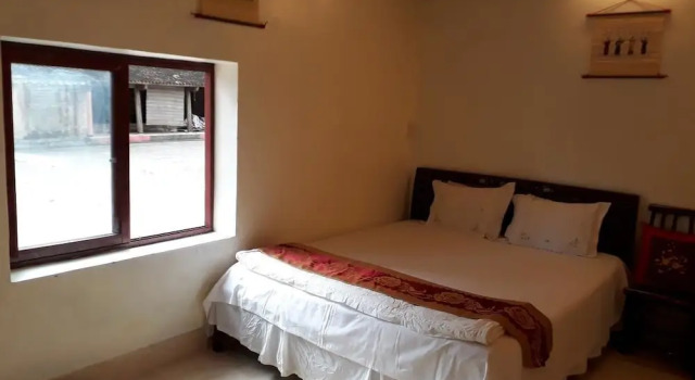 Двухместный номер Standard Vietnamese Ancient Village Hotel