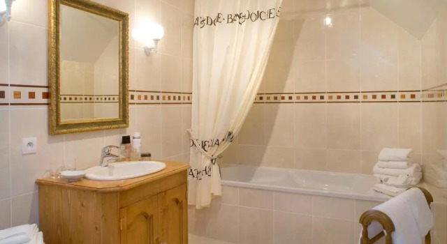 Трёхместный номер Standard Le Fleuray Hotel & Restaurant