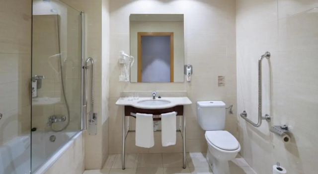 Двухместный номер Standard ibis Styles Pamplona Noain