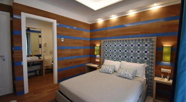 Номер Deluxe Melody Sorrento Suites