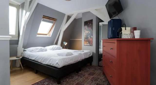 Номер Deluxe Westerpark Suites