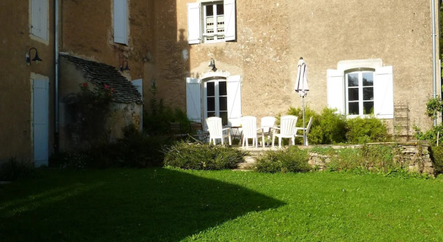 Chambre de Marie, Le Relais du Passe-heures, Buchen Sie Hotel Cenans Burgund