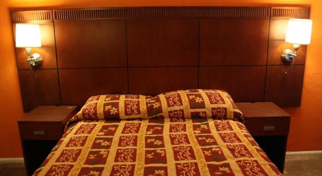 Номер Premium Nampa Downtown Inn