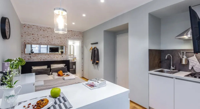 Студия Deluxe Adria Square Studios
