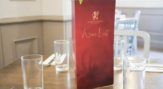 Номер Deluxe The Red Lion Hotel