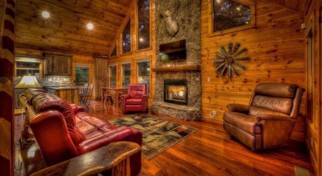 Top of The Woods by Escape to Blue Ridge, Boek Hotel Hotels in Georgia met parkeren, Parkeren