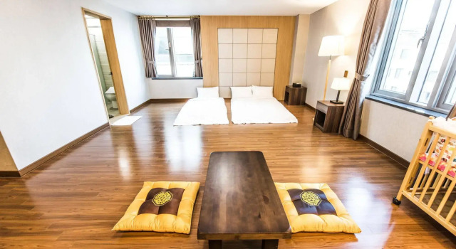JS Hotel, Забронировать Отель Отели Чонджу 3 звезды, рядом с Музей традиционных корейских вин в Чончжу, 3*