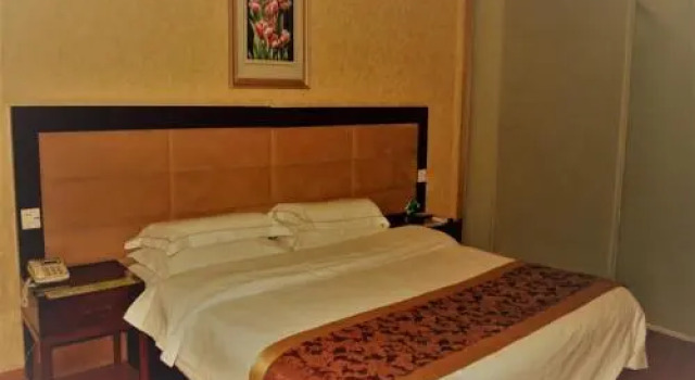 GreenTree Inn Shanxi Taiyuan University of Finance and Economics North School Express Hotel