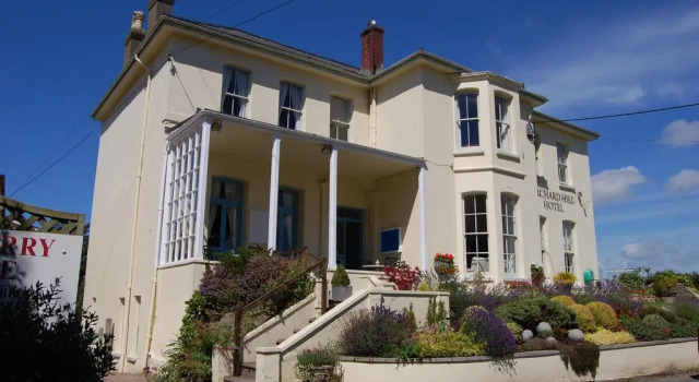 Orchard Hill Hotel