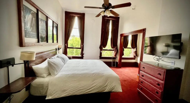 Номер Superior The Monarch Hotel