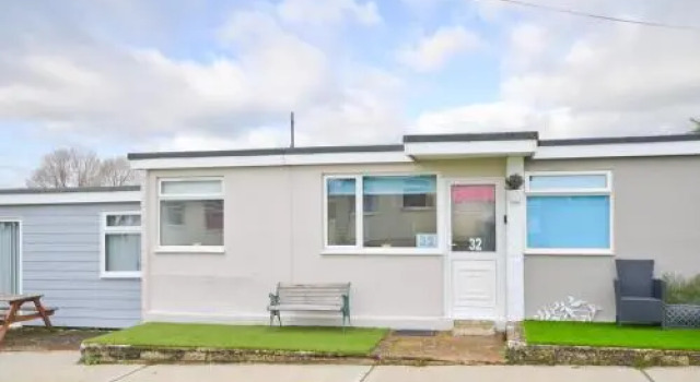 32 Sandown Bay Holiday Centre