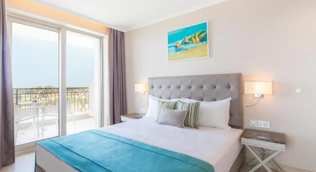 King Maron Beach Hotel & Spa