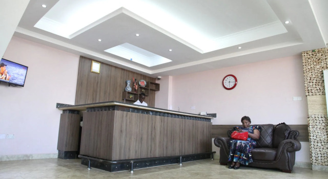 Namayiba Park Hotel, Foglalás Szálloda Kampala Uganda, közelében Makerere University
