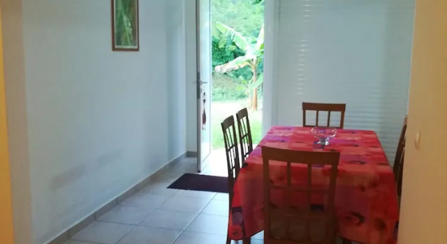 Apartment With one Bedroom in Le Gosier, With Furnished Terrace and Wifi - 1 km From the Beach, Prenota Appartamento Le Gosier Grande-Terre