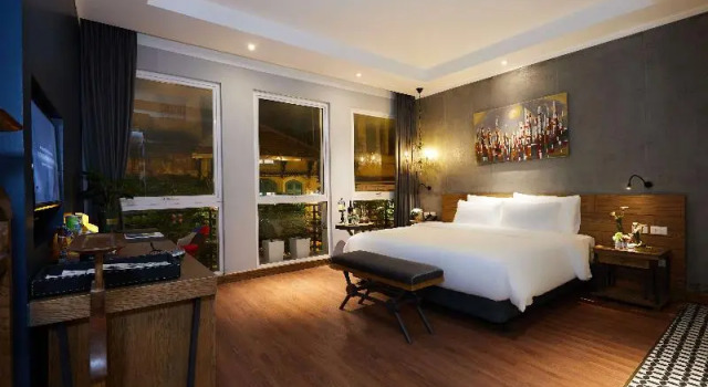 Двухместный номер Standard с балконом и с красивым видом из окна HaNoi Calido Hotel