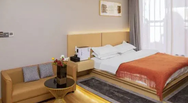 Семейный люкс Heshe · Mountain House Oxygen Supply Boutique Stay (Shangri-La Dukezong Ancient City Guishan Park)