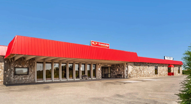 Econo Lodge Inn & Suites Brookings, Забронировать Мини-отель Брукингс штат Южная Дакота