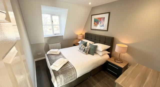Beautiful central apartment with parking, Забронировать Апартаменты/квартира Отели Оксфорда с парковкой, рядом с The Story Museum, Парковка