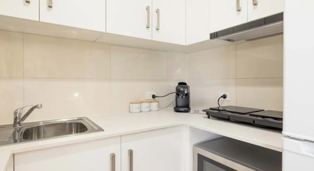Студия Superior Smart Suites Self Check-in Apartments - 144 Dixon