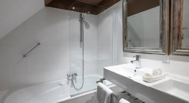 Семейный номер Standard lAuberge Damhotel