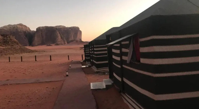Тент Black Irish Camp And Tours