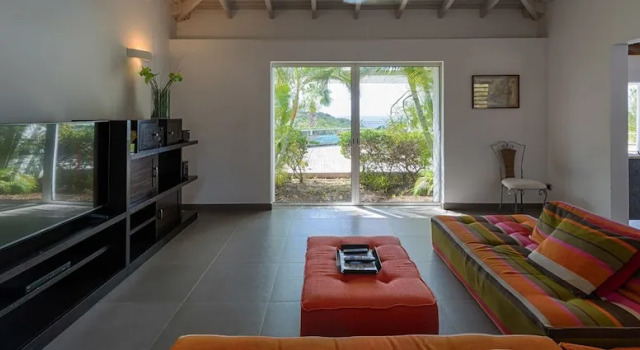 Infinite, Book Hotel Les Terres Basses Saint Martin