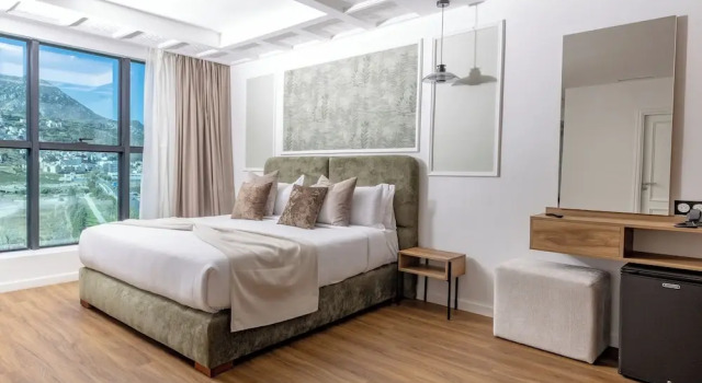 Полулюкс AUREA Hotel
