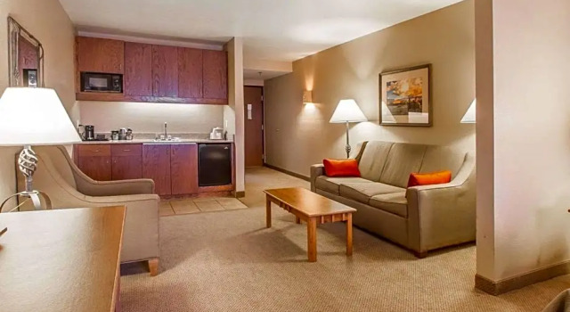 Двухместный люкс Comfort Inn Benson near Kartchner Caverns