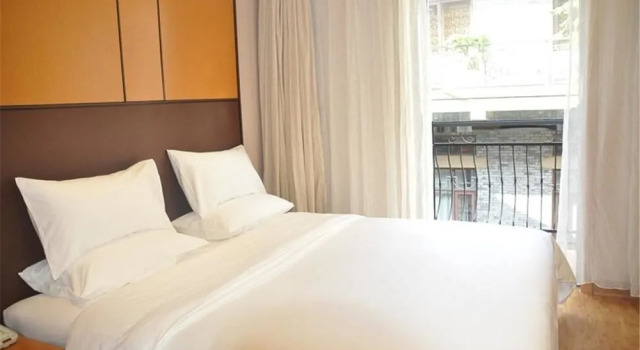Ji Hotel (CCNICEC, Chengdu)