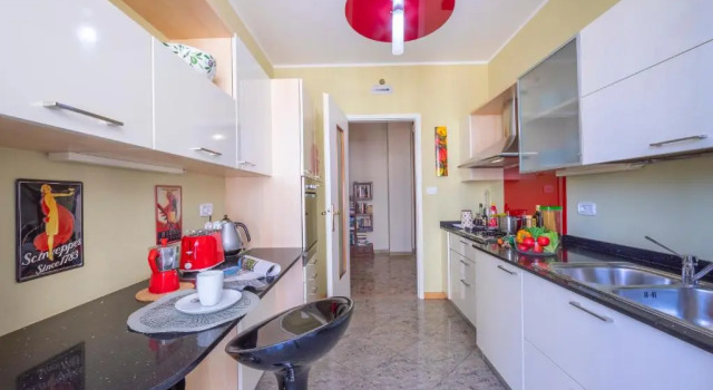 Апартаменты Riva Dante Apartment