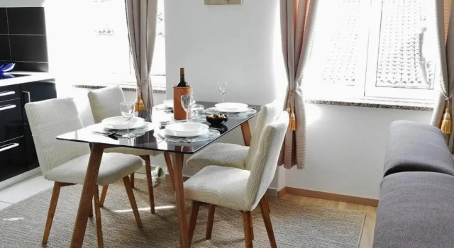 Apartment Lucy - City Center of Rijeka 4 *, Забронировать Апартаменты/квартира Риека Приморско-Горанская жупания