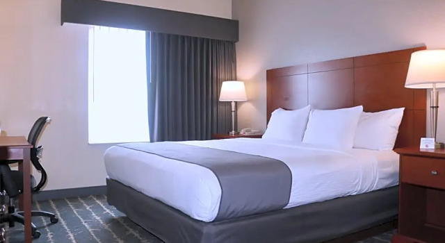 Люкс Best Western Fostoria Inn & Suites
