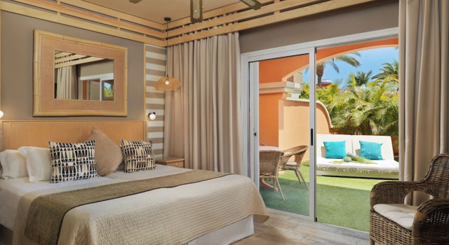 Villa with Private Pool с 2 комнатами с балконом Green Garden Eco Resort
