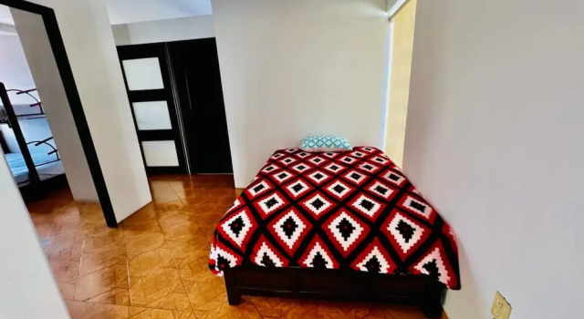 Кровать в общем номере Taj Mahal Hostal And Restaurant