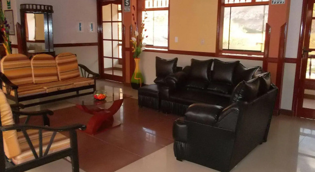 Hotel Tornado, Rezerwuj Hotel Hotele w Sacred Valley z parkingiem, Parking