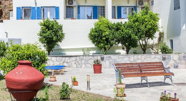 Stafylos Suites Boutique Hotel