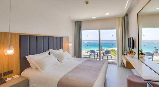 Двухместный номер Standard с видом на море Napa Mermaid Hotel & Suites