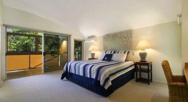 32 The Quarterdeck, Book Feriehus Villaer i Noosa, Villa