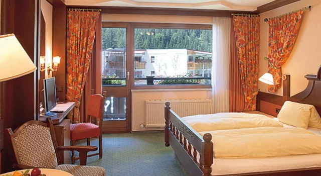 Hotel Tyrol, Rezervați Hotel Graen Tannheimer Tal