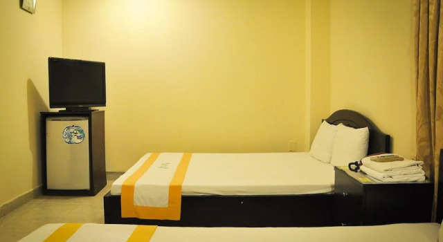 Navi Hotel Etown