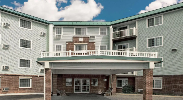 Baymont Inn & Suites Essex Burlington Area, Rezervați Hotel Colchester Burlington Area