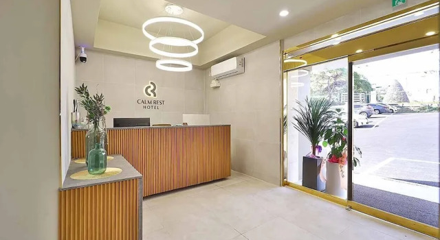 Calmrest Hotel