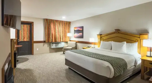 Двухместный номер Deluxe с балконом Carson Hot Springs Resort & Spa