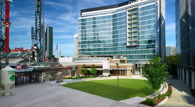Номер Premier Omni Hotel at the Battery Atlanta