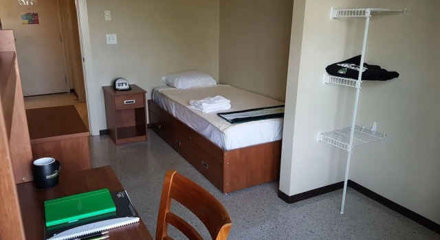 Backpacker College @ The University of Fraser Valley, Réserver Hôtel Abbotsford Lower Mainland