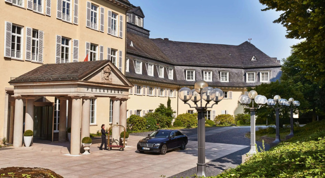 Steigenberger ICON Grandhotel & Spa Petersberg, Réserver Complexe hôtelier Königswinter Siebengebirge, près de Château de Drachenburg