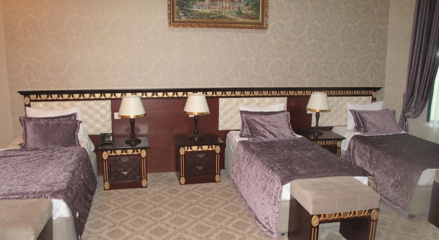 Трёхместный номер Standard с видом на море Spring Hotel