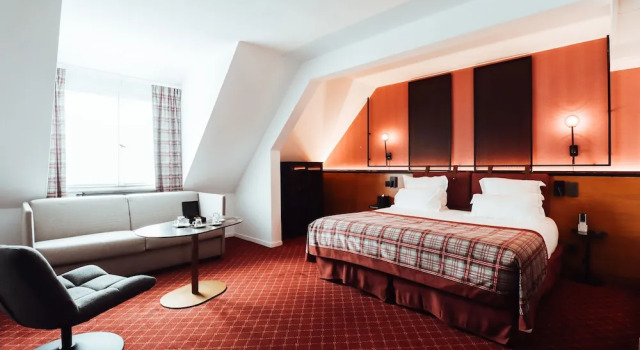 Четырёхместный семейный номер Standard Hôtel Les Jardins de Deauville