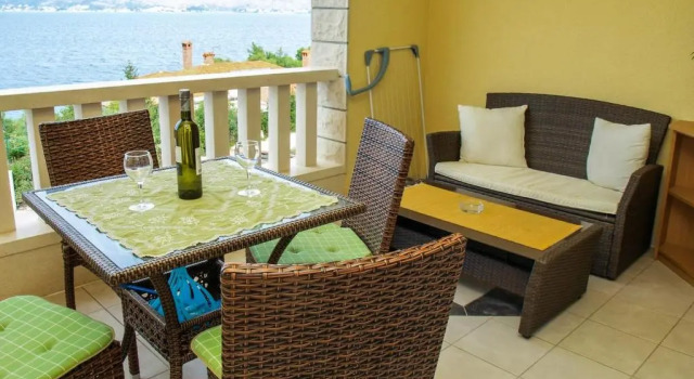 Lozna Apartment, Rezerwuj Apartament Hotele w Split-Dalmatia County z parkingiem, Parking