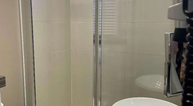 Двухместный номер Standard с балконом Best Western Plus Hôtel la Rade